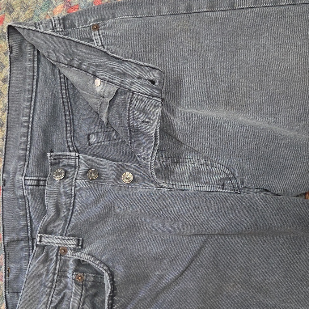 Men's Vintage 80s 501 Levi's Jeans 34x34 Gray Denim - Picture 6 of 9